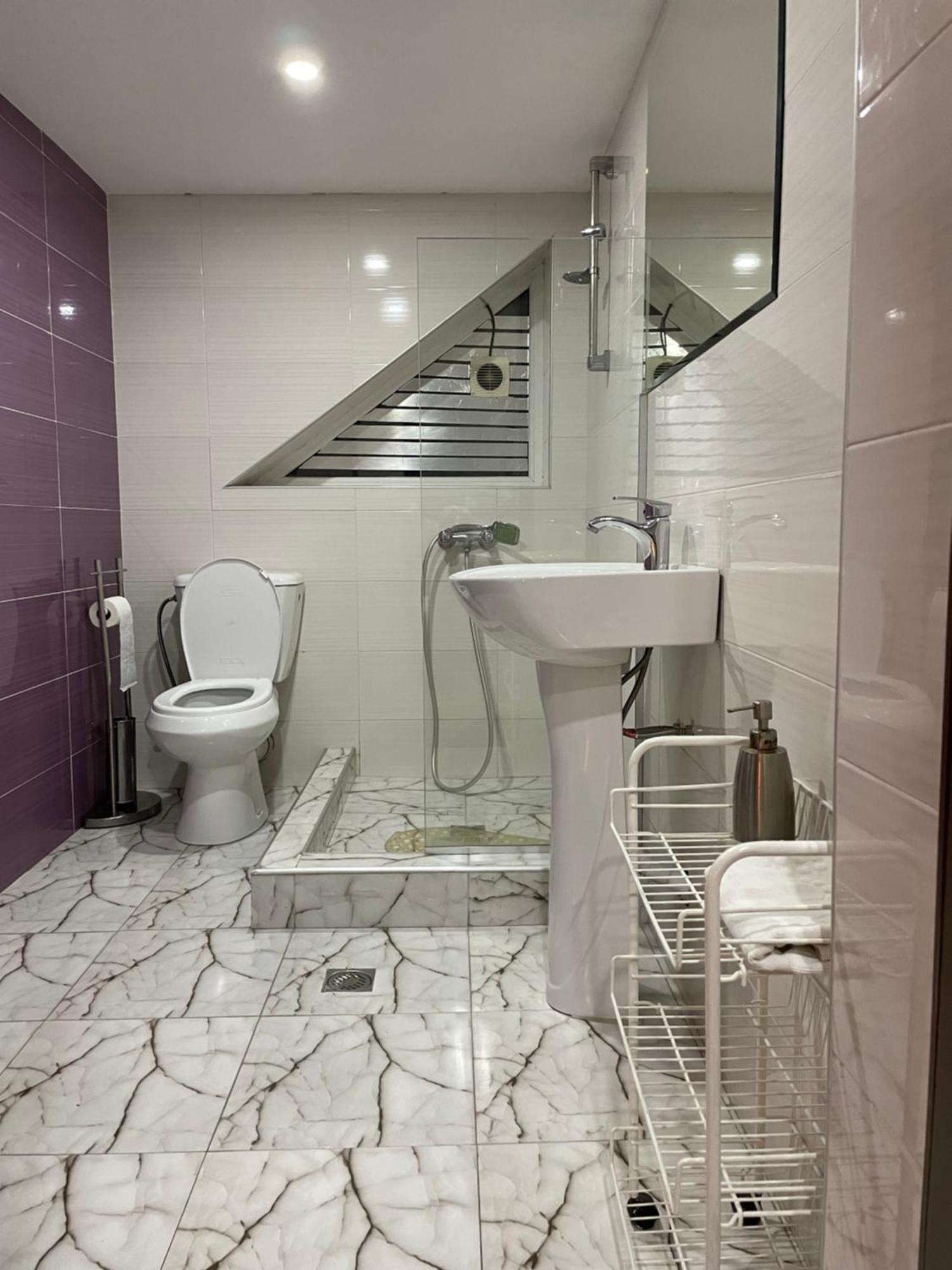 New Hotel Tbilisi Zewnętrze zdjęcie